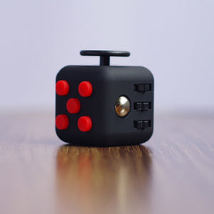 Fidget cube Decompression Dice Anti-irritating Anxiety Venter Six-sided Fingertip Toy Decorative Pendant - Pop Up Life