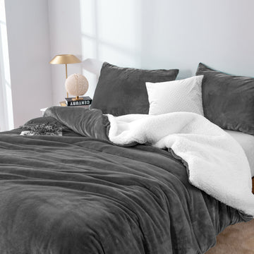 FREE GIFT | 2 in 1 teddy sherpa duvet cover set and blanket king charcoal